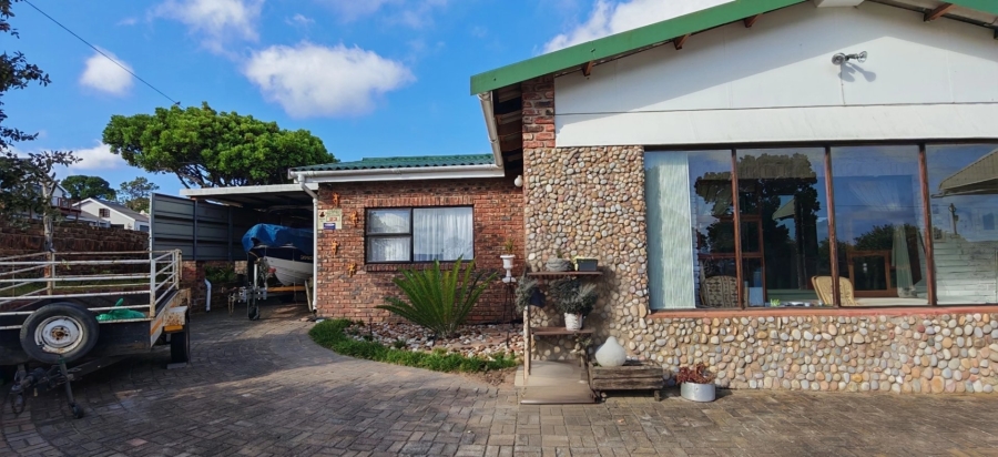 3 Bedroom Property for Sale in Dana Bay Western Cape